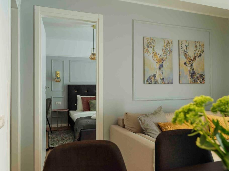 Bright 2Br Apartment - Top Location - City Balcony Bucharest Exterior photo