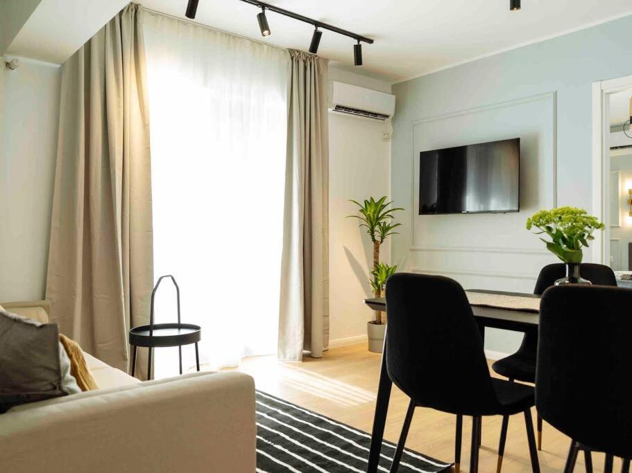 Bright 2Br Apartment - Top Location - City Balcony Bucharest Exterior photo